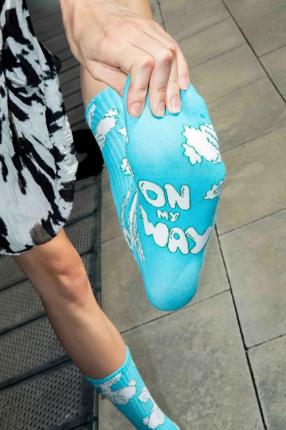 Eat My Socks Late Bunny sokker kanin tekst