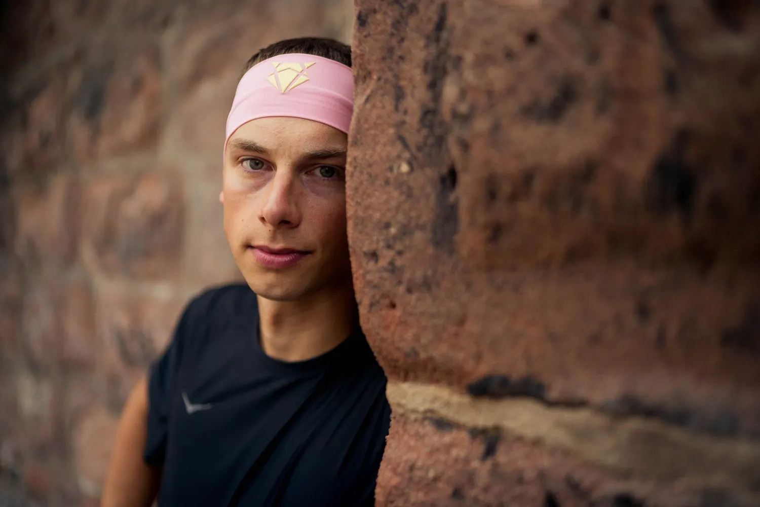 Incylence Headband V2 pandebånd narrow lyserød åndbar