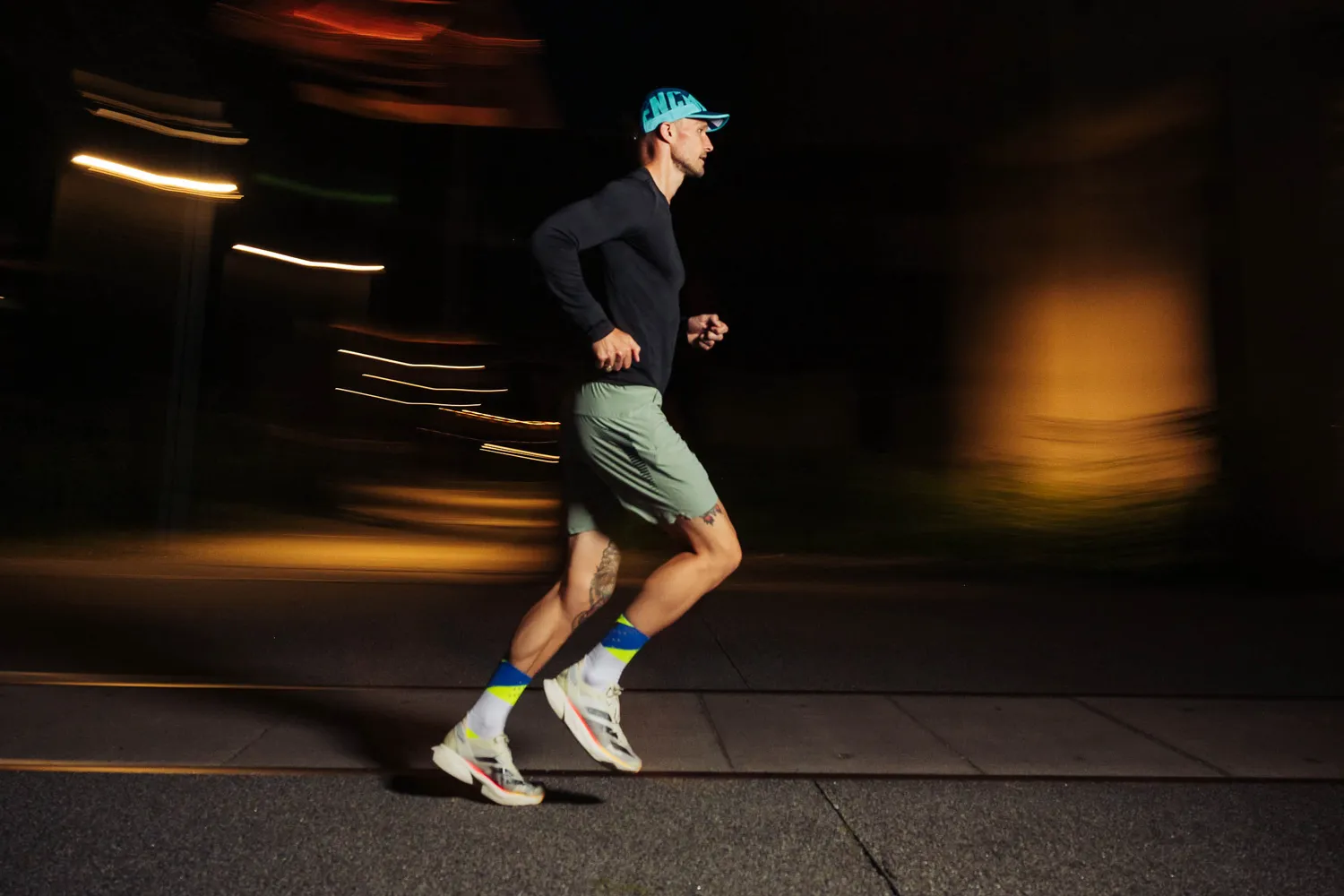 Incylence Trail Running Cap løbecap Cosmic Wave let justerbar