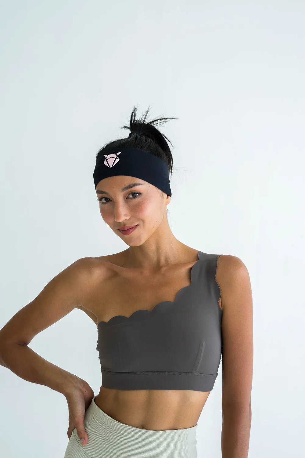 Incylence Headband V2 pandebånd narrow sort lyserød