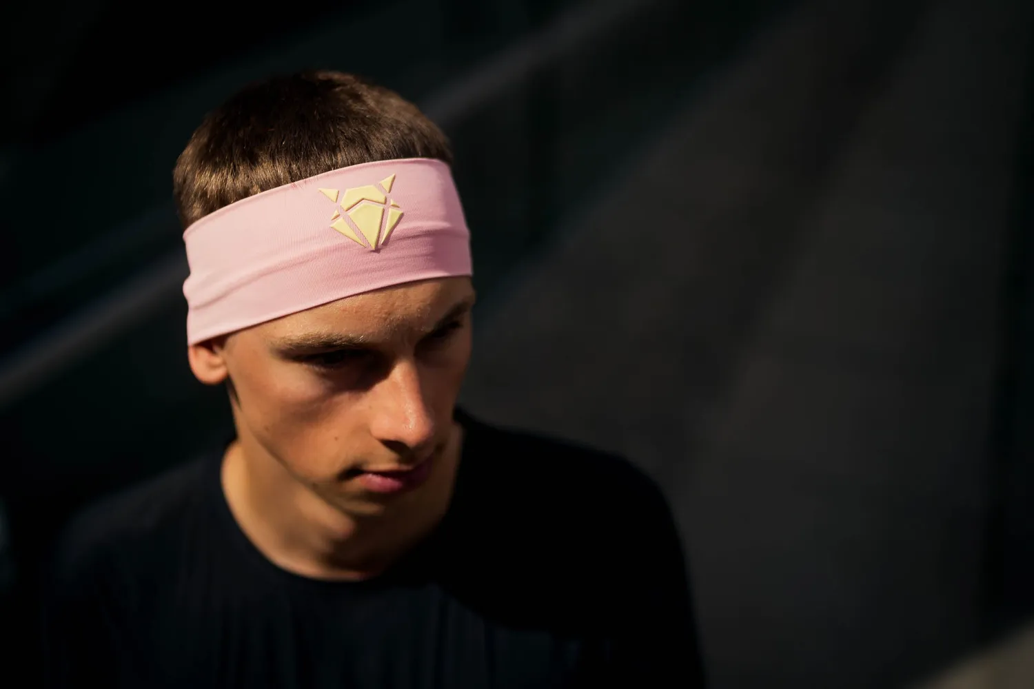 Incylence Headband V2 pandebånd narrow lyserød åndbar