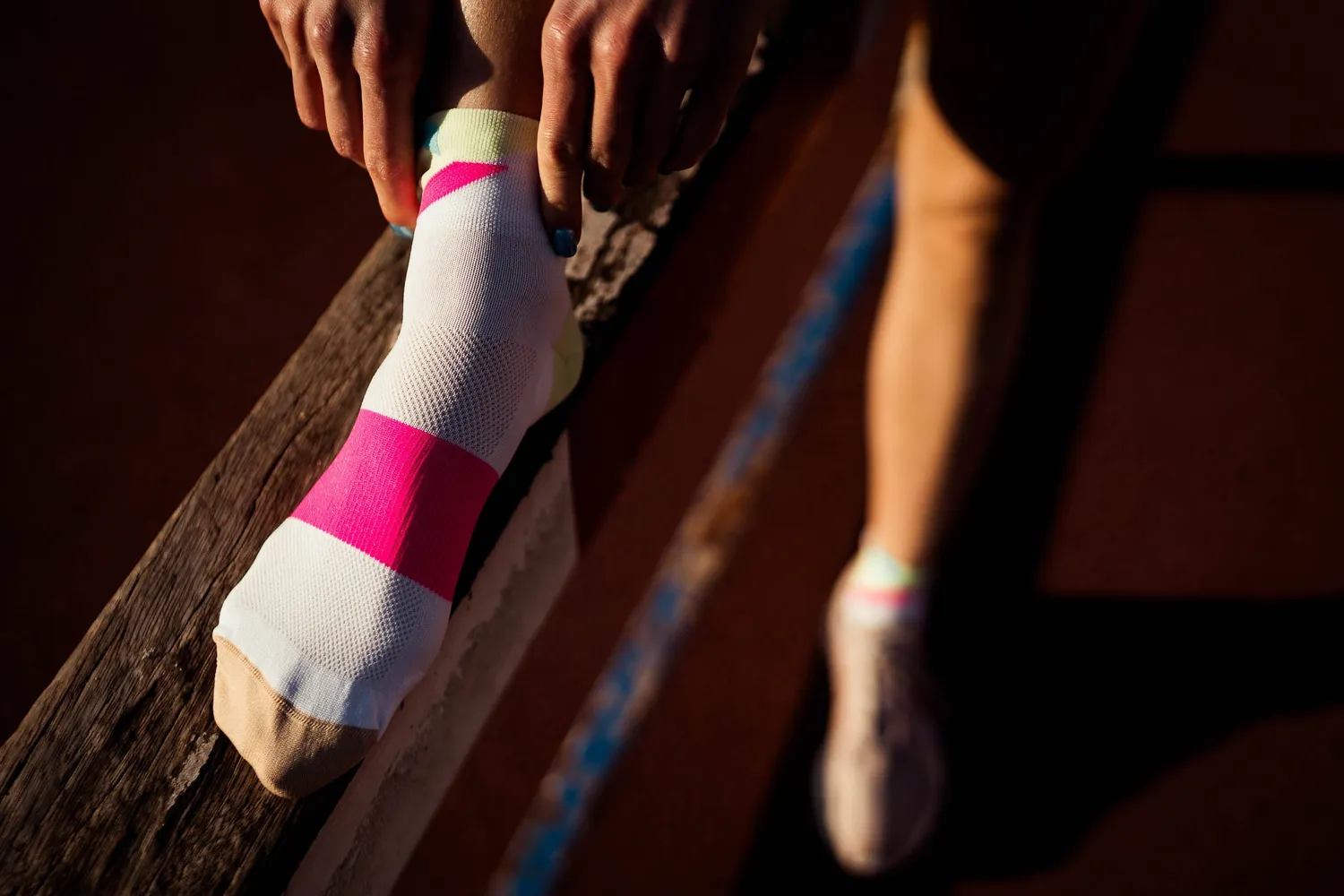 Incylence Ultralight Strikes Short løbestrømper hvid-pink 39-42 ultralet