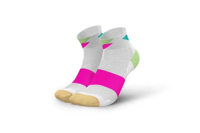 Incylence Ultralight Strikes Short løbestrømper hvid-pink 39-42 ultralet