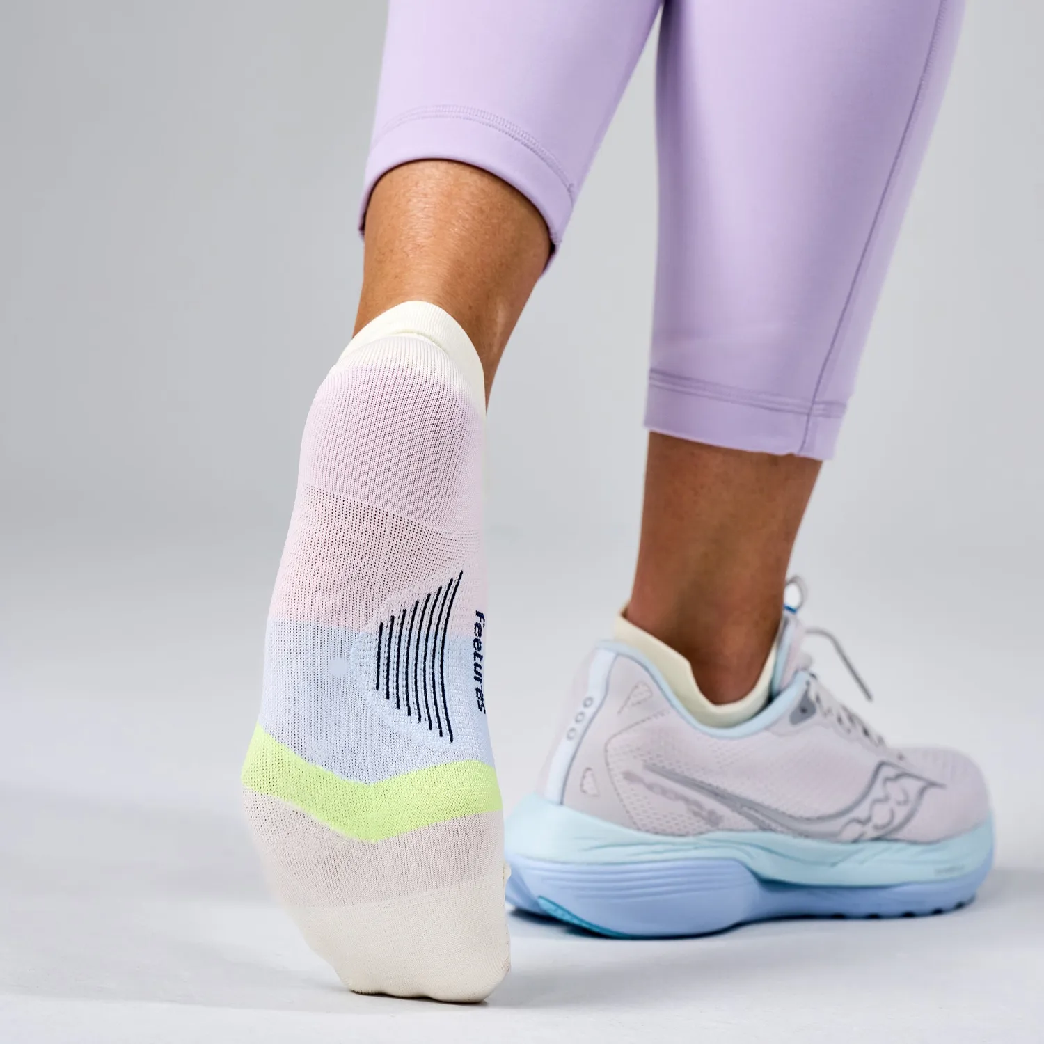 Feetures Elite Ultra Light No Show Tab ankelsokker lilac 1 par