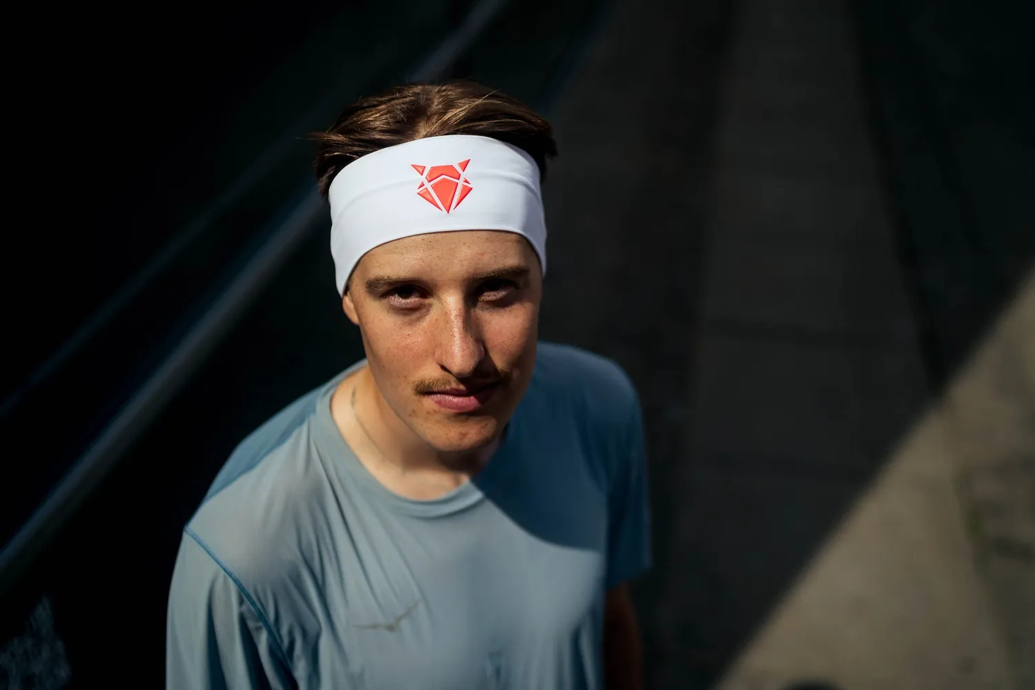 Incylence Headband V3 White Inferno pandebånd Narrow – åndbar