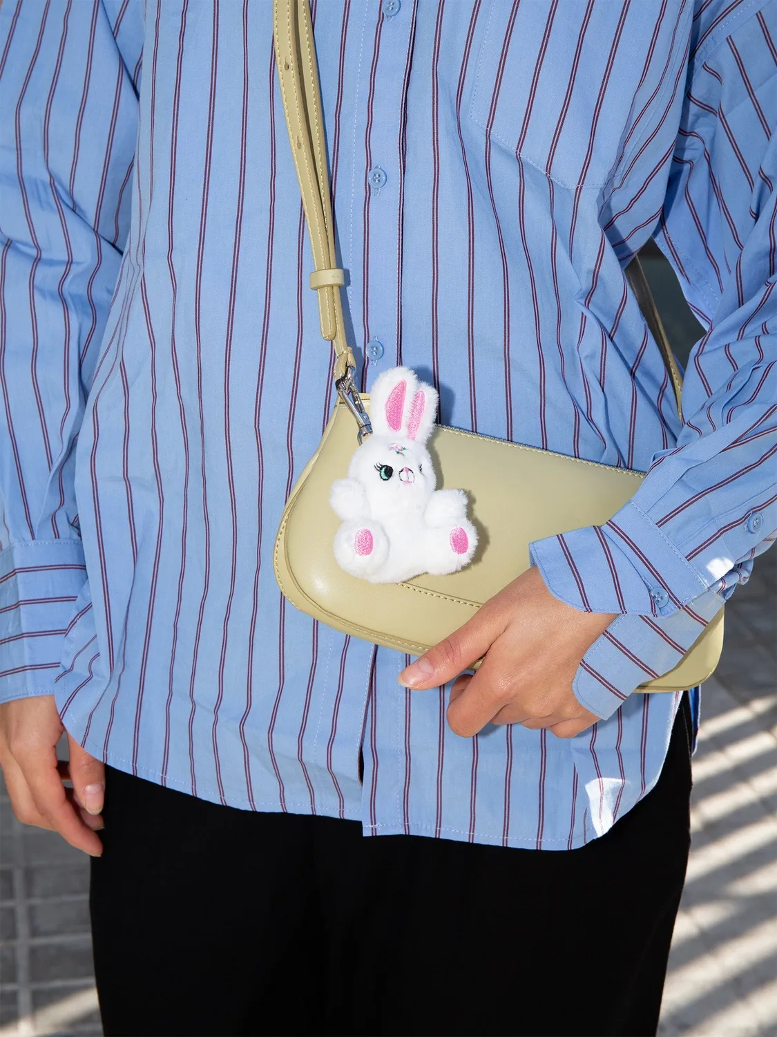 Eat My Socks Bunny Bag Charm taskevedhæng blød plys