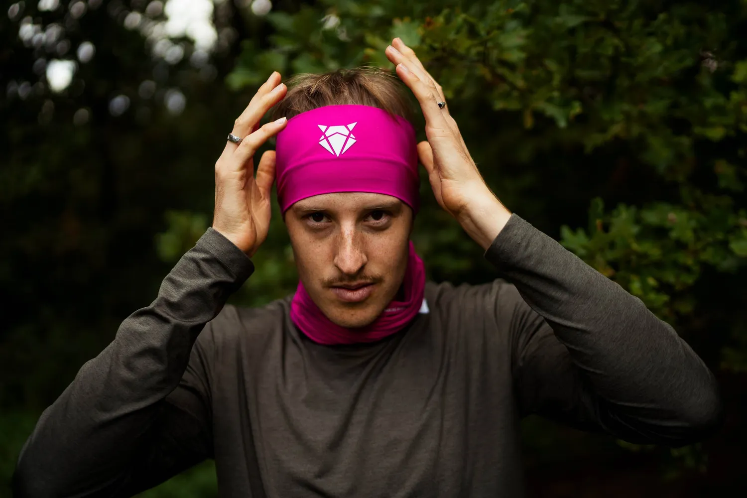 Incylence Headband V3 pandebånd magenta bred 10 cm