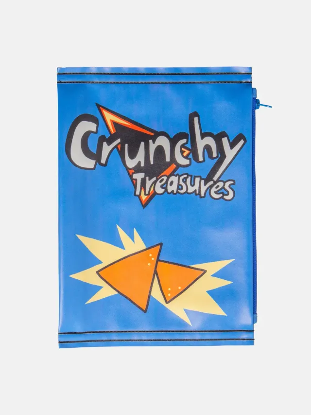 Eat My Socks Crunchy Treasures pouch toilettaske chips