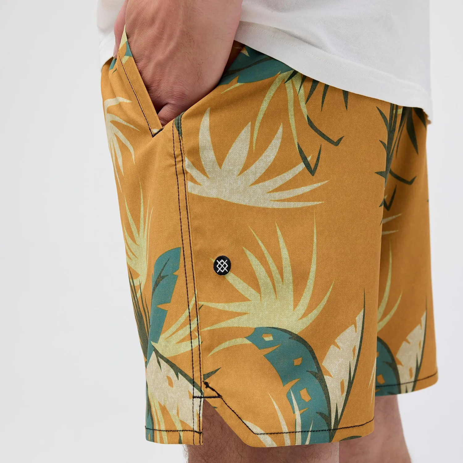 Stance Complex Hybrid 7" shorts Gold Fade strækbare