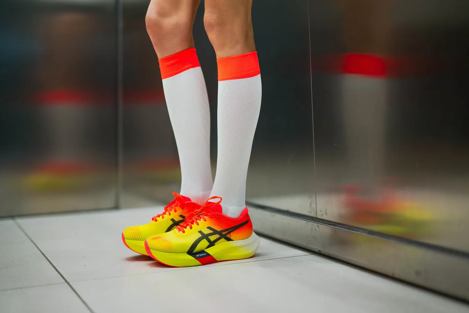 Incylence Renewed Compression V2 kompressionssokker white inferno gradueret