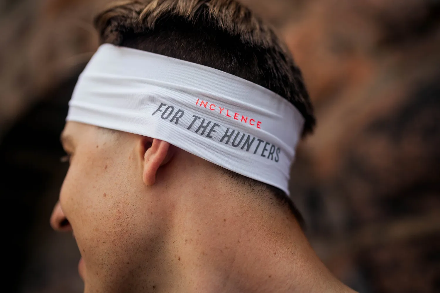 Incylence Headband V3 White Inferno pandebånd Narrow – åndbar