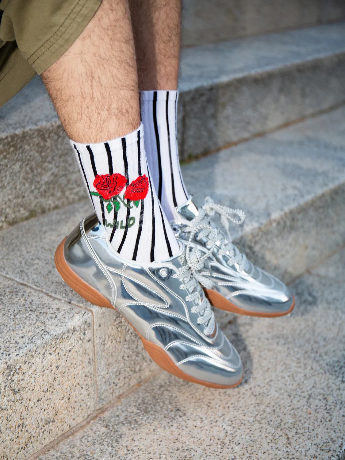 Eat My Socks Rose strømper flat-pack rosenmotiv